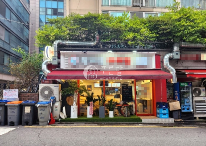서울 강남구 논현동 언주역 초역세권 1층 노출 아주 좋은 상가 월세 매물번호 10297 사진 1