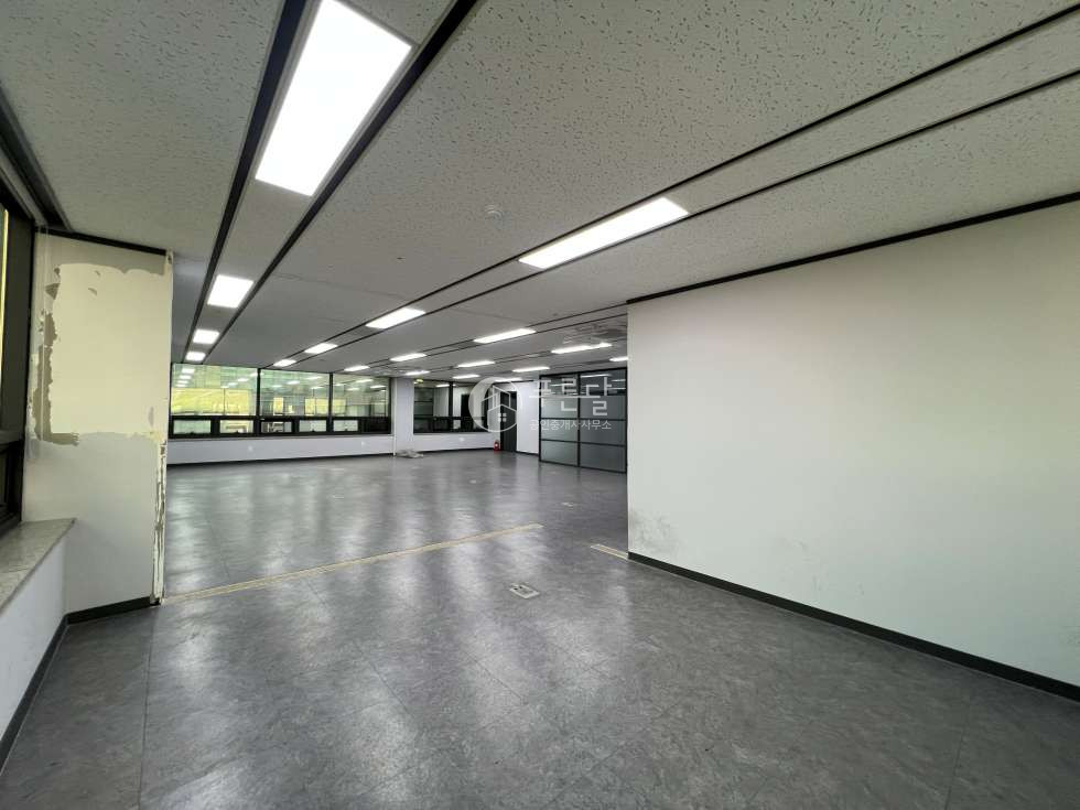 서울 강남구 역삼동 강남역 역세권 화이트톤 깔끔한 사무실 월세 매물번호 10346 사진 3