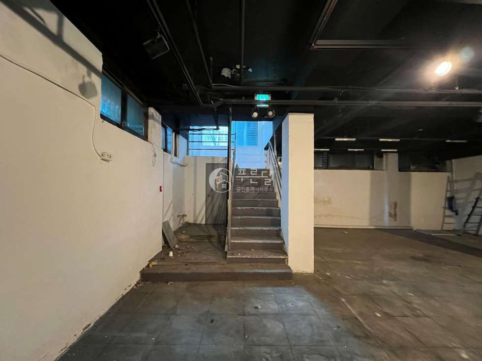 서울 강남구 역삼동 역삼역 초역세권 유동인구 많은 상가 월세 매물번호 10365 사진 4