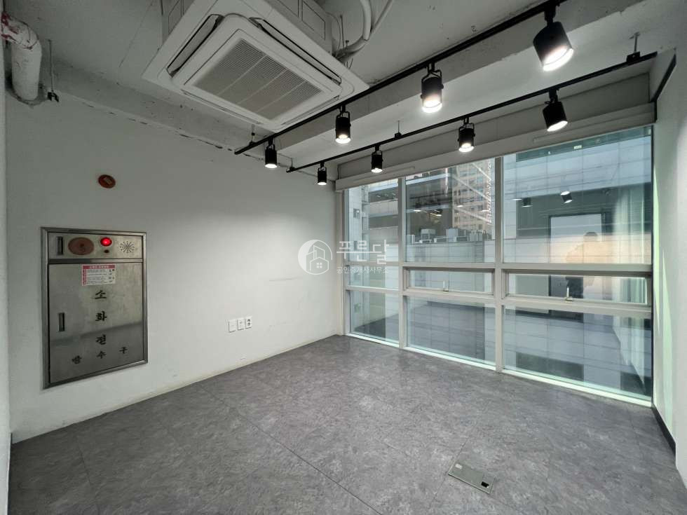 서울 강남구 역삼동 역삼역 초역세권 내외관 컨디션 아주 굿 월세 매물번호 10369 사진 7
