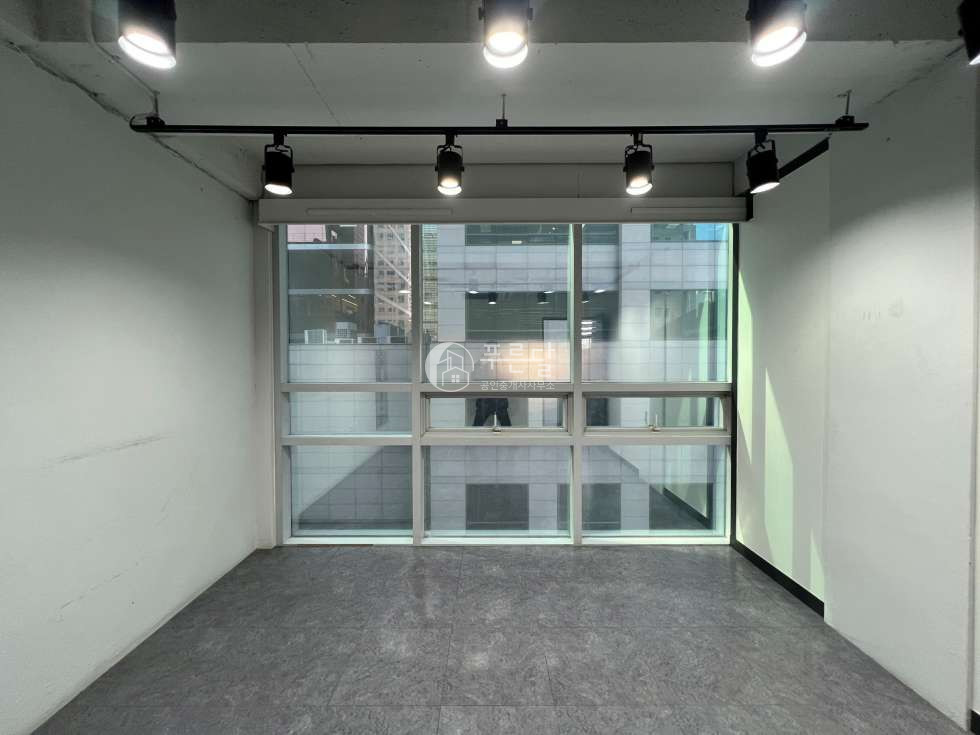 서울 강남구 역삼동 역삼역 초역세권 내외관 컨디션 아주 굿 월세 매물번호 10369 사진 8
