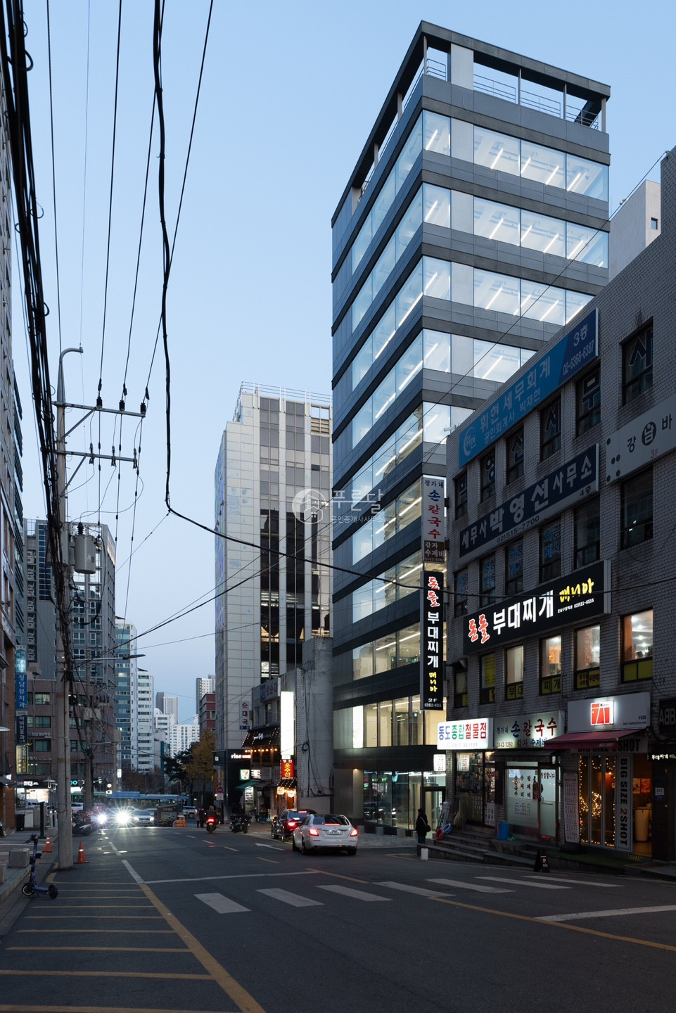 서울 강남구 논현동 강남구청역 도보 3분거리 초역세권 신축 사무실 월세 매물번호 10377 사진 11