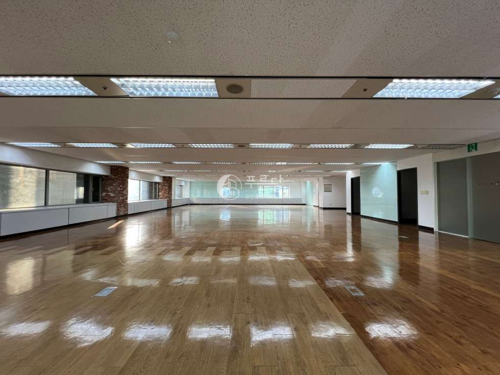 서울 강남구 역삼동 테헤란로 이면 대형빌딩 더블역세권 사무실 월세 매물번호 10425 사진 1