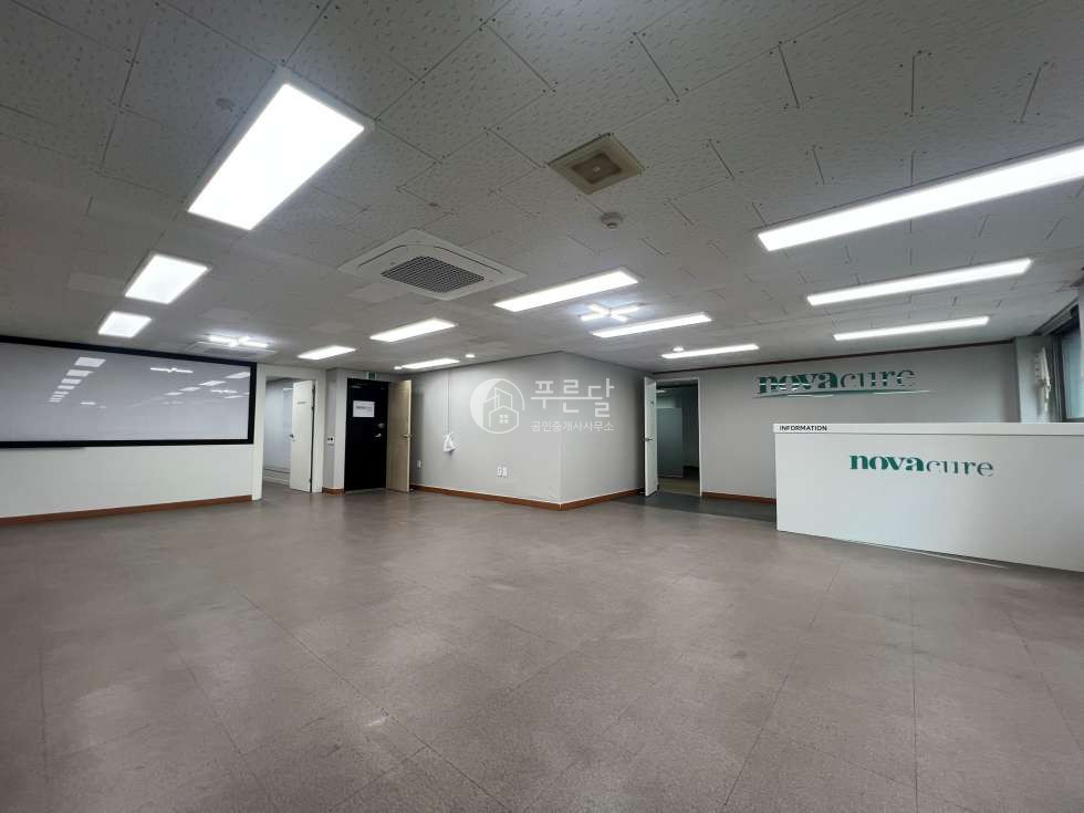 서울 강남구 역삼동 선릉역 도보 3분 초역세권 원상복구된 사무실 월세 매물번호 10525 사진 1