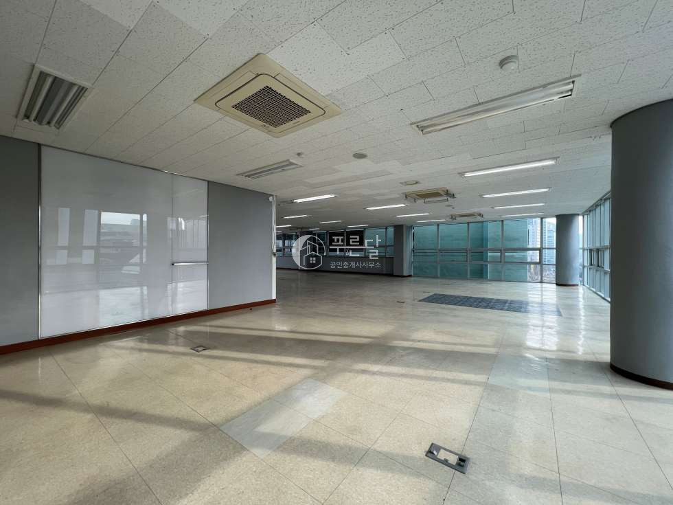 서울 강남구 역삼동 청광빌딩동 언주로 대로변 컨디션 좋은 대형 사무실 월세 매물번호 10537 사진 5