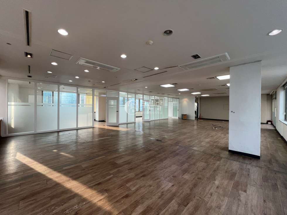 서울 강남구 역삼동 언주로 대로변 출퇴근 하기 좋은 위치 사무실 월세 매물번호 10548 사진 4