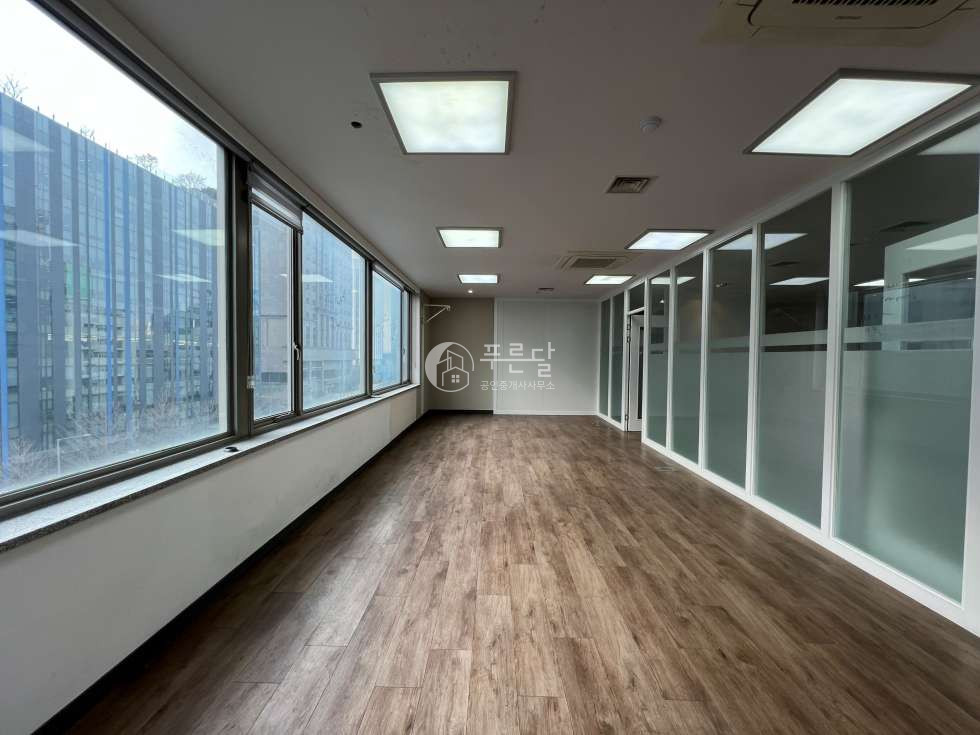 서울 강남구 역삼동 언주로 대로변 출퇴근 하기 좋은 위치 사무실 월세 매물번호 10548 사진 8