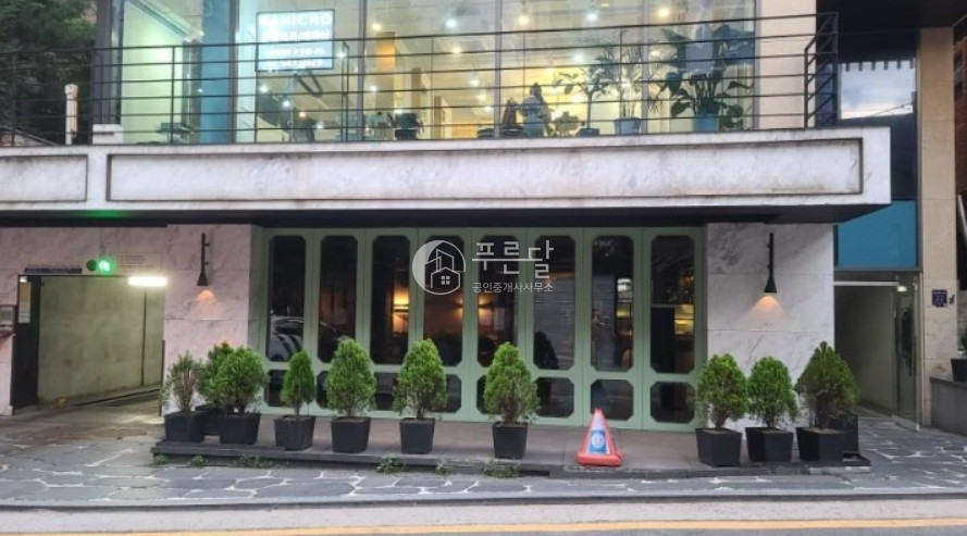 서울 강남구 청담동 rio128동 청담동 인테리어 잘된 상가 월세 매물번호 10554 사진 1