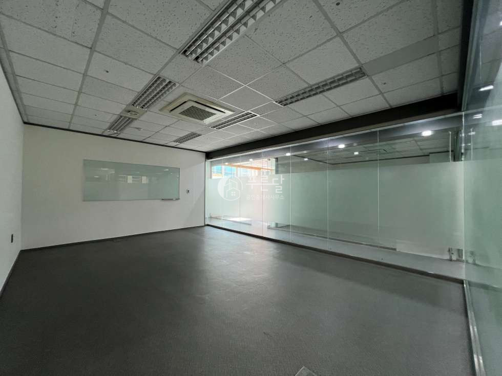 서울 강남구 역삼동 선릉역 더블역세권 대로변 깔끔한 사무실 월세 매물번호 10760 사진 5