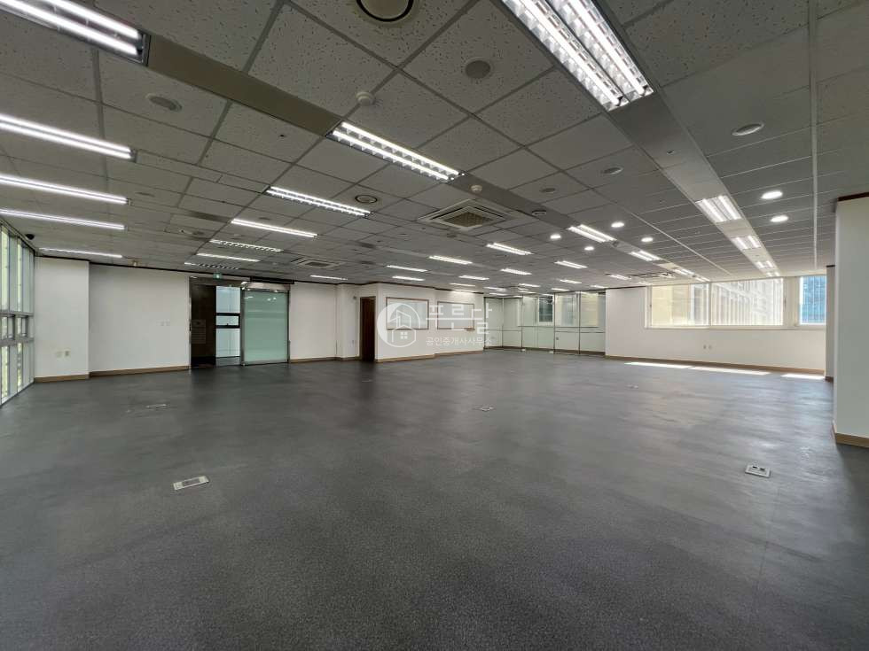서울 강남구 역삼동 선릉역 도보 3분 초역세권 대로변 사무실 월세 매물번호 10758 사진 8