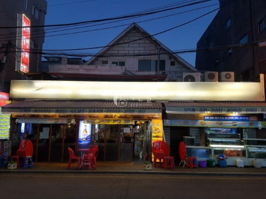 서울 강남구 논현동 논현먹자 노출 최상급 통임대 상가 월세 매물번호 10787 사진 1