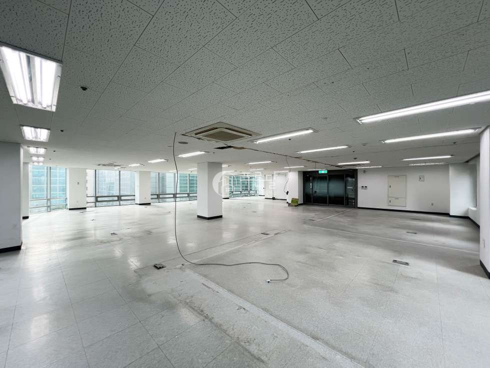 서울 강남구 역삼동 테헤란로 대로변 접근성 좋은 사무실 월세 매물번호 10095 사진 4
