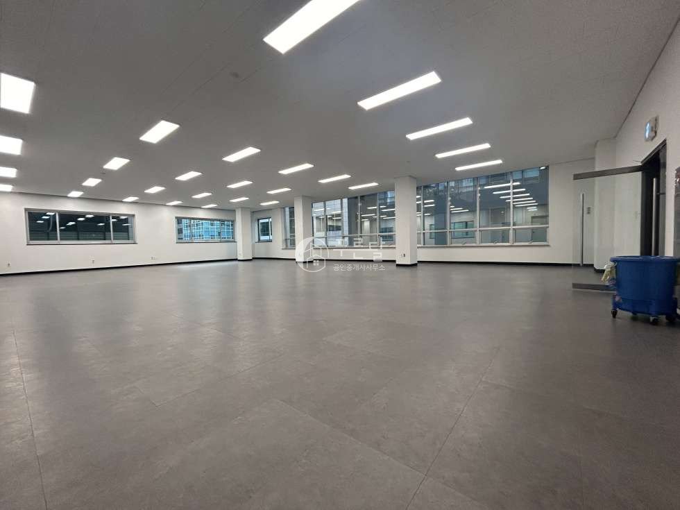 서울 강남구 삼성동 삼성역 역세권 깔끔한 사무실 월세 매물번호 10813 사진 2
