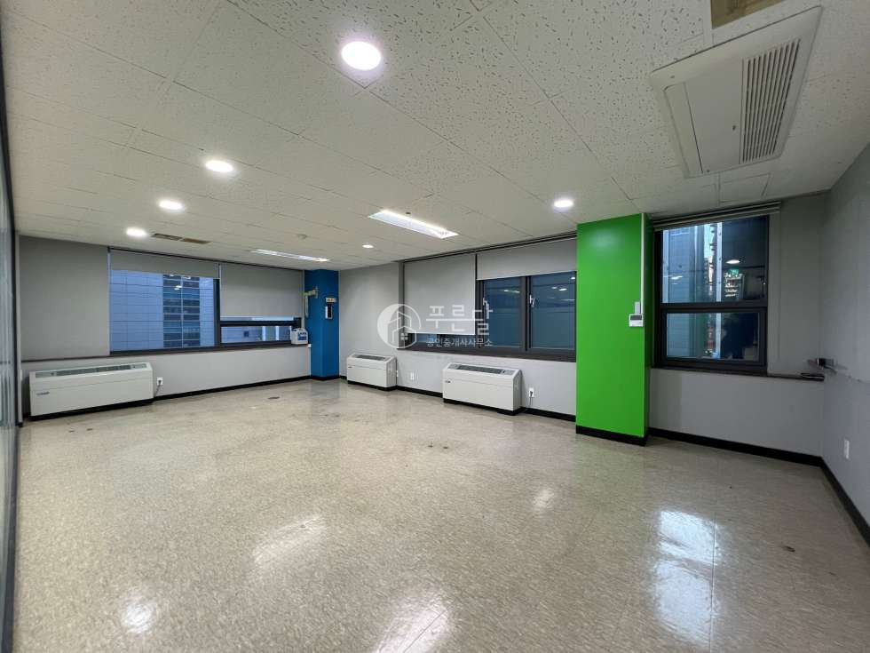 서울 강남구 역삼동 센터필드사거리 대로변 대형 사무실 월세 매물번호 10829 사진 11