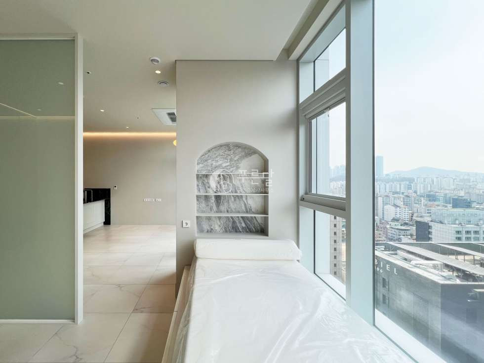 서울 강남구 역삼동 단독테라스 신축 하이엔드 루카831 첫 입주 월세 매물번호 10216 사진 1