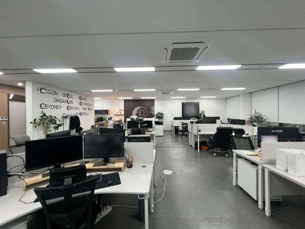 서울 강남구 삼성동 포스코사거리 대로변 깔끔한 대형 사무실 월세 매물번호 10120 사진 4