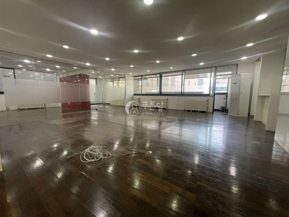 서울 강남구 삼성동 송현빌딩동 포스코사거리 위치 좋고 깔끔한 사무실 월세 매물번호 10007 사진 1