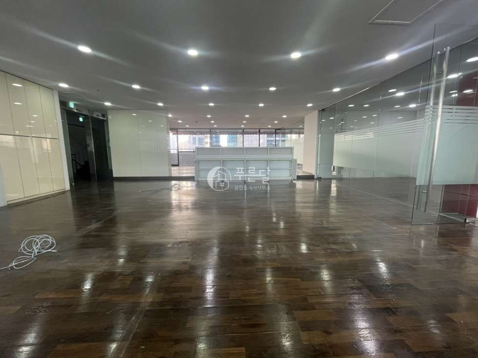 서울 강남구 삼성동 송현빌딩동 포스코사거리 위치 좋고 깔끔한 사무실 월세 매물번호 10007 사진 3