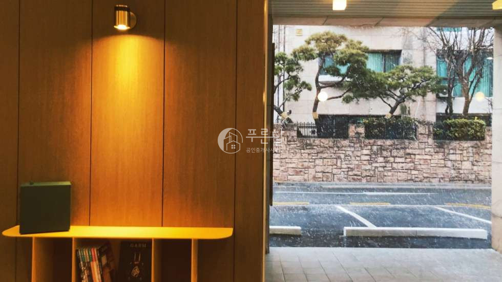 서울 강남구 역삼동 뱅뱅사거리 인근 감성인테리어 상가 월세 매물번호 11075 사진 3