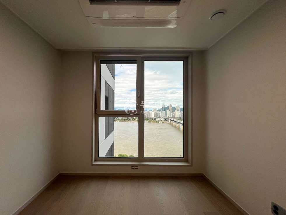 서울 강남구 청담동 108동 45B. 청담르엘 고층 한강뷰 신축 첫 입주 전세 매물번호 11052 사진 10