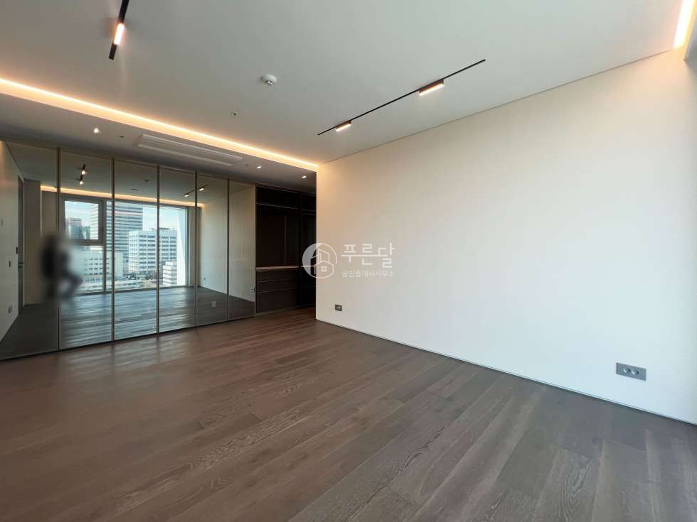 서울 강남구 논현동 채광좋은 남향 도산대로 하이엔드 오피스텔 포도더블랙 월세 월세 매물번호 11062 사진 17