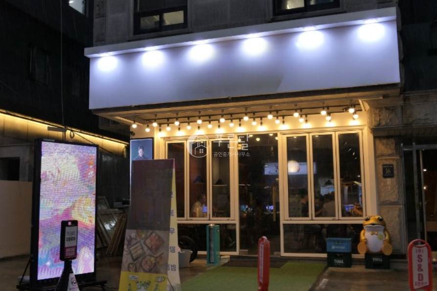 서울 강남구 논현동 신논현역 역세권 먹자골목 노출 좋은 상가 월세 매물번호 11132 사진 1