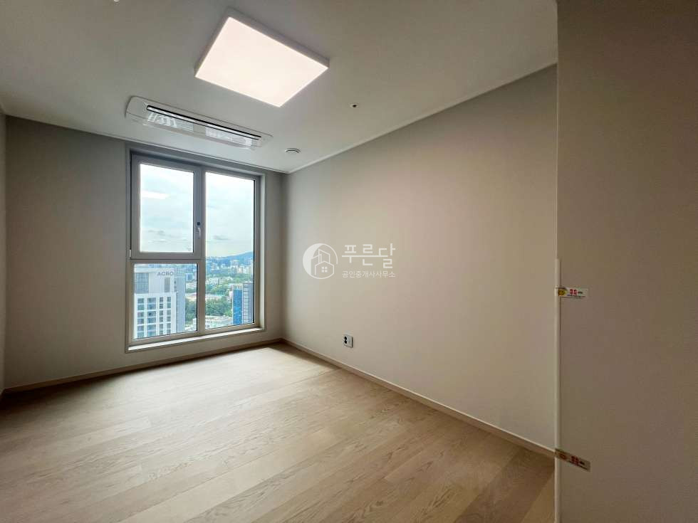서울 강남구 청담동 107동 청담르엘 84C타입 고층 전세 완벽한 한강뷰 월세 매물번호 11148 사진 8
