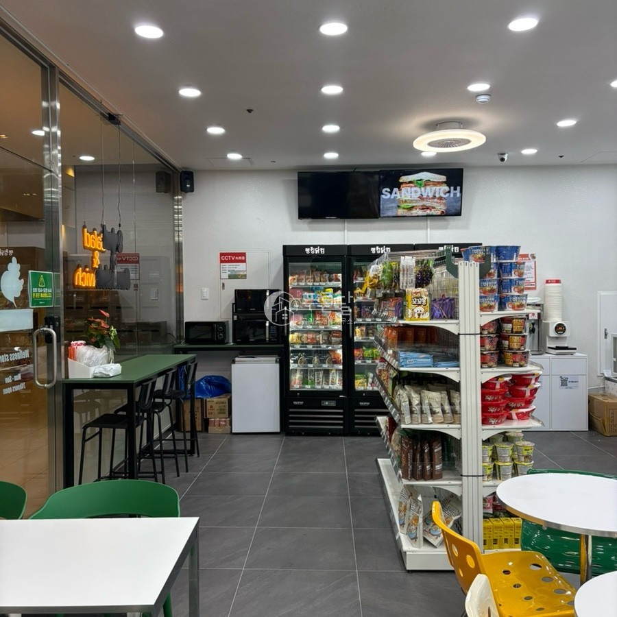 서울 강남구 대치동 오피스유동인구 많은 위치 포스코 바로 옆 1층 월세 매물번호 11042 사진 2