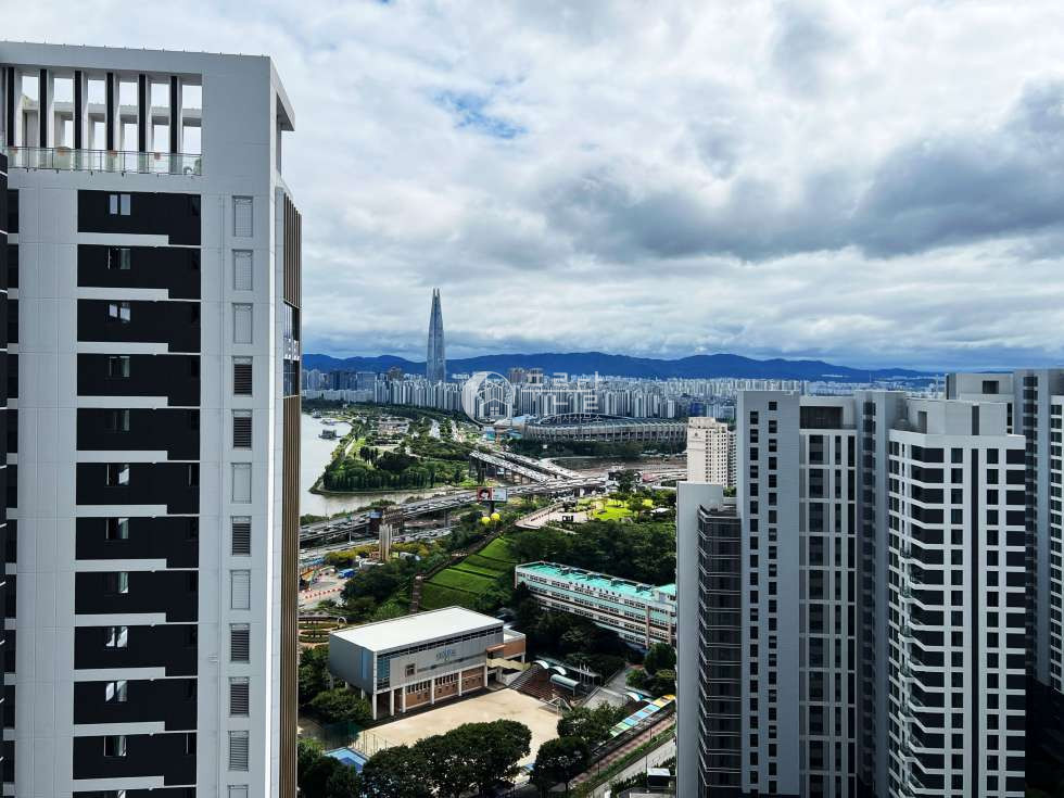 서울 강남구 청담동 105동 청담르엘 84타입 고층 한강뷰 양창거실 전세 매물번호 11068 사진 4