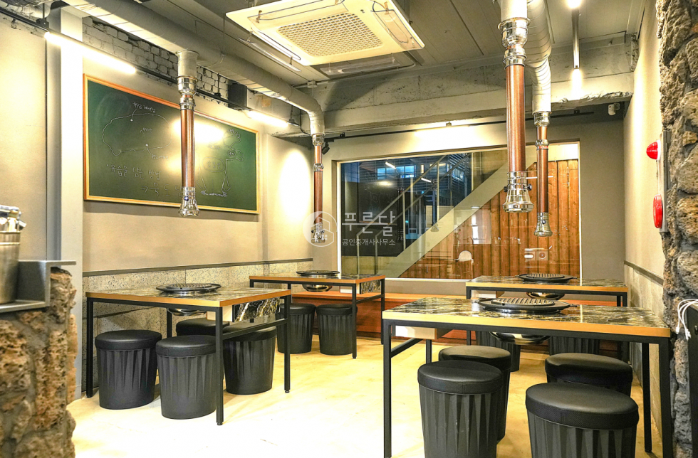 서울 강남구 신사동 무권리 I 압구정로데오 먹자상권 메인 연층 상가 월세 매물번호 11195 사진 3
