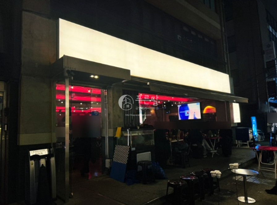 서울 강남구 신사동 압구정로데오 메인거리 야장가능 1층 상가 월세 매물번호 11211 사진 1