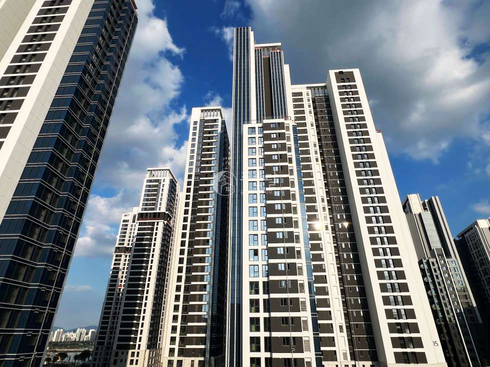 서울 강남구 청담동 103동 청담르엘 한강뷰+정원뷰 뷰좋은 97B타입 월세 월세 매물번호 11217 사진 1