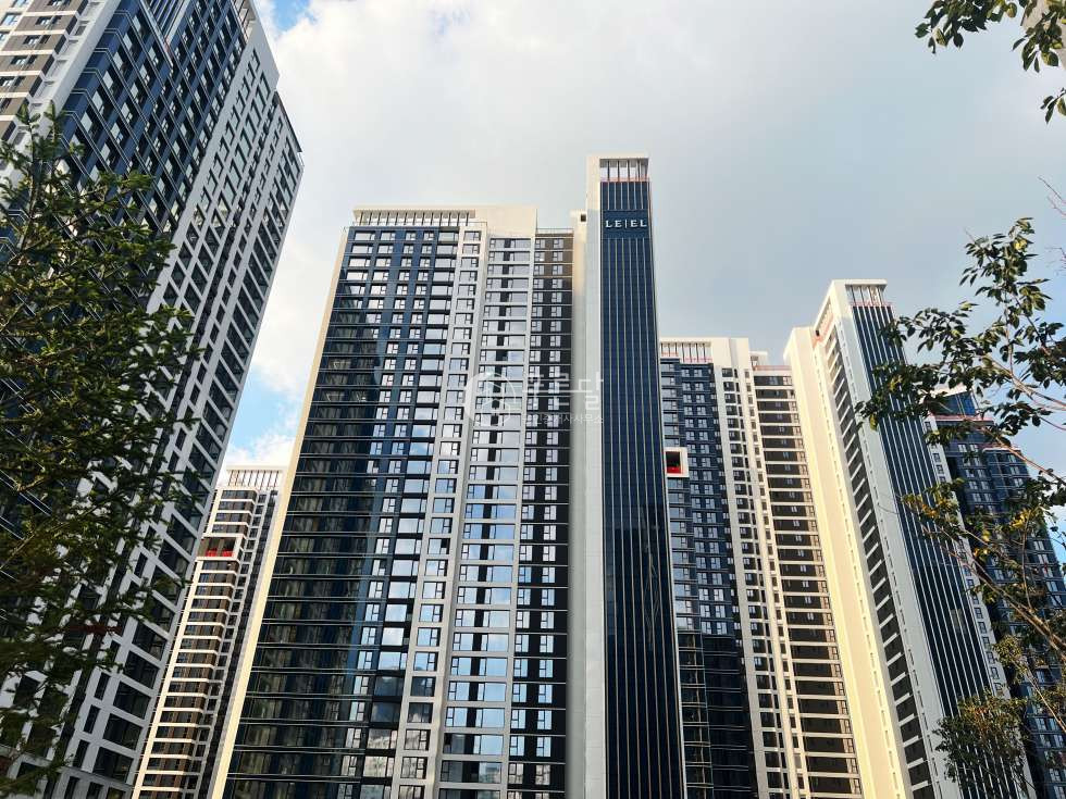 서울 강남구 청담동 103동 청담르엘 한강뷰+정원뷰 뷰좋은 97B타입 월세 월세 매물번호 11217 사진 3