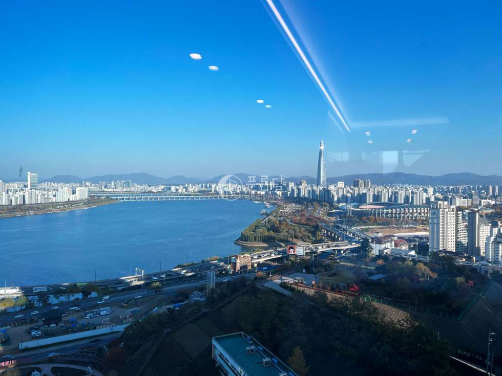 서울 강남구 삼성동 102동 막힘없는 영구한강뷰 아크로삼성 전세 40A 전세 매물번호 11215 사진 2