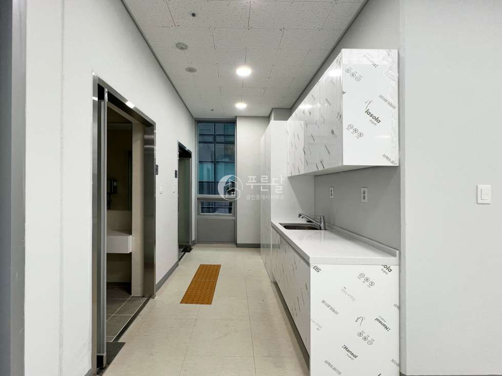 서울 강남구 역삼동 선릉역 도보 1분 초역세권 사무실 월세 매물번호 10251 사진 9