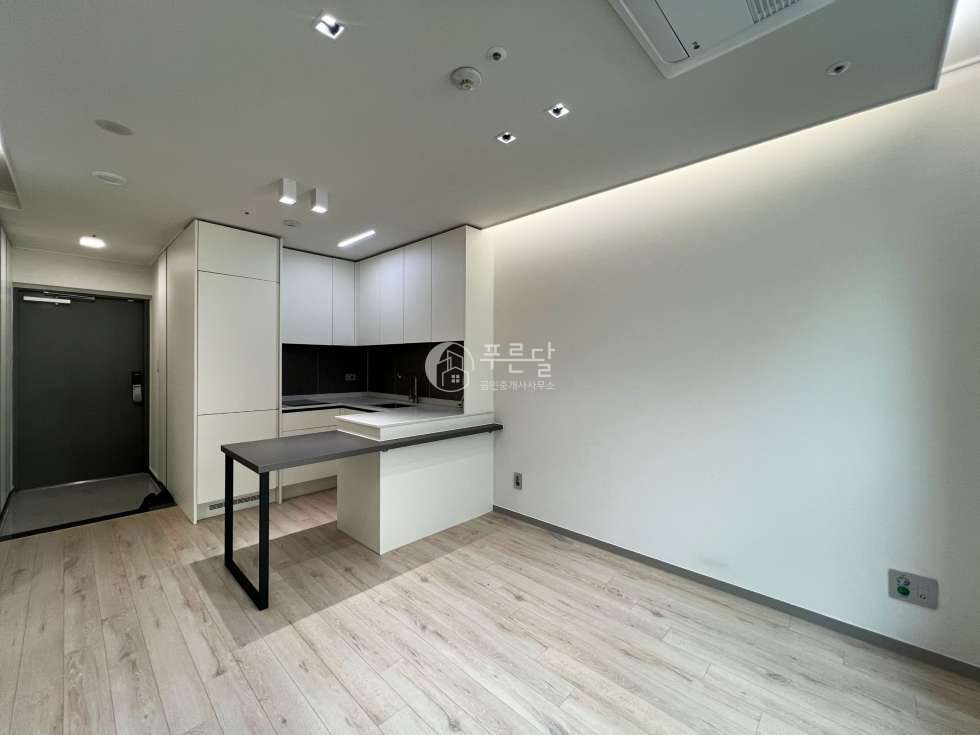 서울 강남구 삼성동 삼성현대위버포레오피스텔동 포스코사거리 컨디션 좋은 1.5룸 월세 현대위버포레 월세 매물번호 11475 사진 6