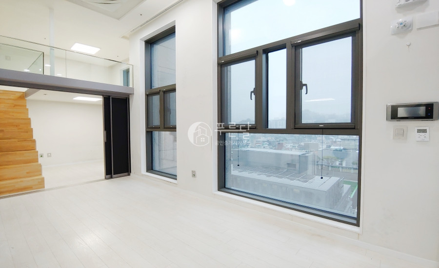 서울 강남구 역삼동 790-9 스톤엘리시온역삼동 채광, 뷰 좋은 복층 투룸 역삼역 도보 10분 월세 매물번호 11738 사진 4