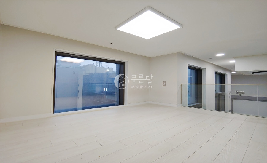 서울 강남구 역삼동 790-9 스톤엘리시온역삼동 채광, 뷰 좋은 복층 투룸 역삼역 도보 10분 월세 매물번호 11738 사진 10
