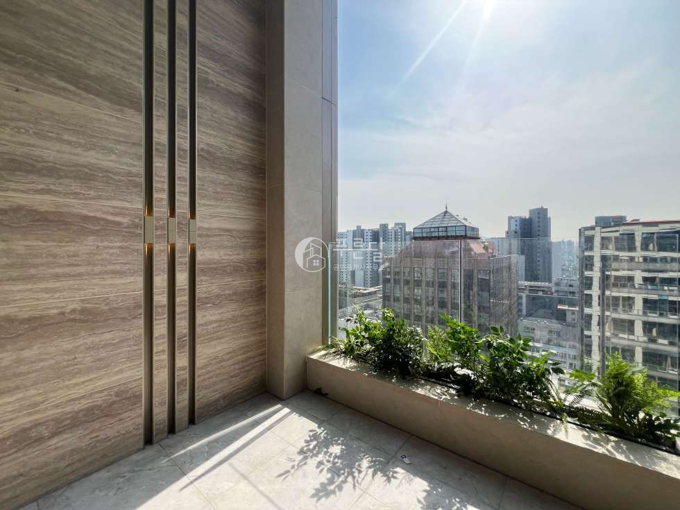 서울 강남구 역삼동 832-2 강남역 신축 하이엔드 더갤러리832 듀플렉스 개별테라스 월세 매물번호 11547 사진 4