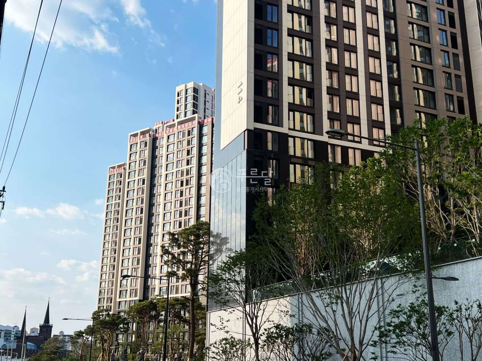 서울 서초구 방배동 944-26 106동 디에이치방배 33P 전세 방배5구역 재건축 전세 매물번호 11764 사진 1