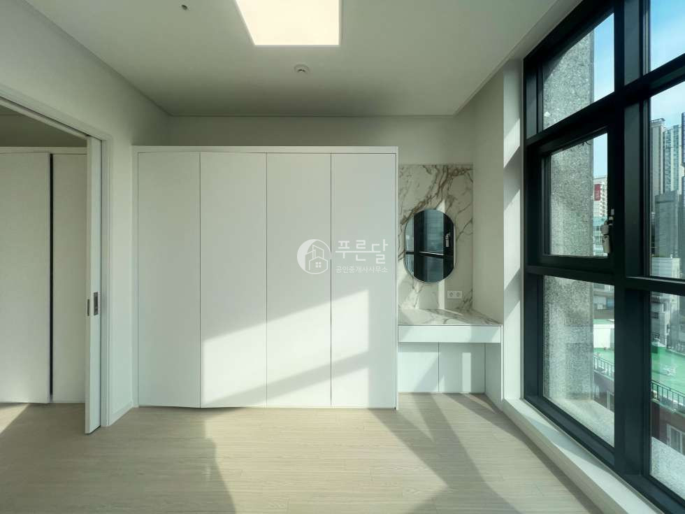 서울 강남구 역삼동 782 두산위브파빌리온역삼동 전입가능 신축 첫 입주 자주식 주차 개방감 좋은 높은 층고 월세 매물번호 11787 사진 16