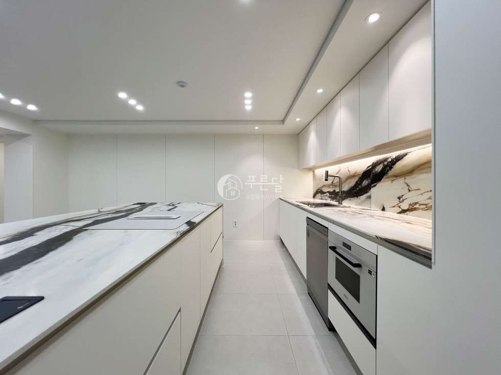 서울 강남구 논현동 228-9 102동 리모델링 후 첫입주 깔끔한 컨디션 월세 매물번호 11862 사진 11