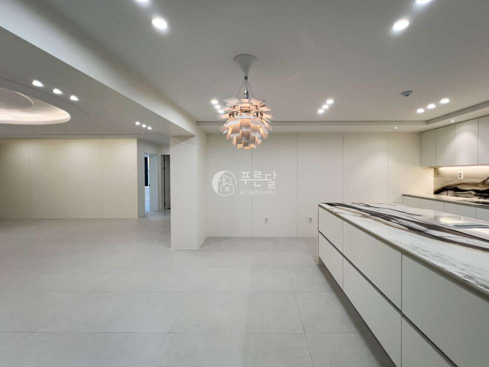 서울 강남구 논현동 228-9 102동 리모델링 후 첫입주 깔끔한 컨디션 월세 매물번호 11862 사진 13