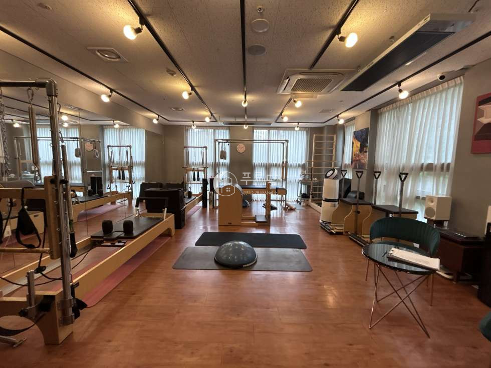 서울 강남구 역삼동 상가동 역삼자이상가 깔끔한 컨디션 2층 상가 월세 매물번호 11910 사진 1