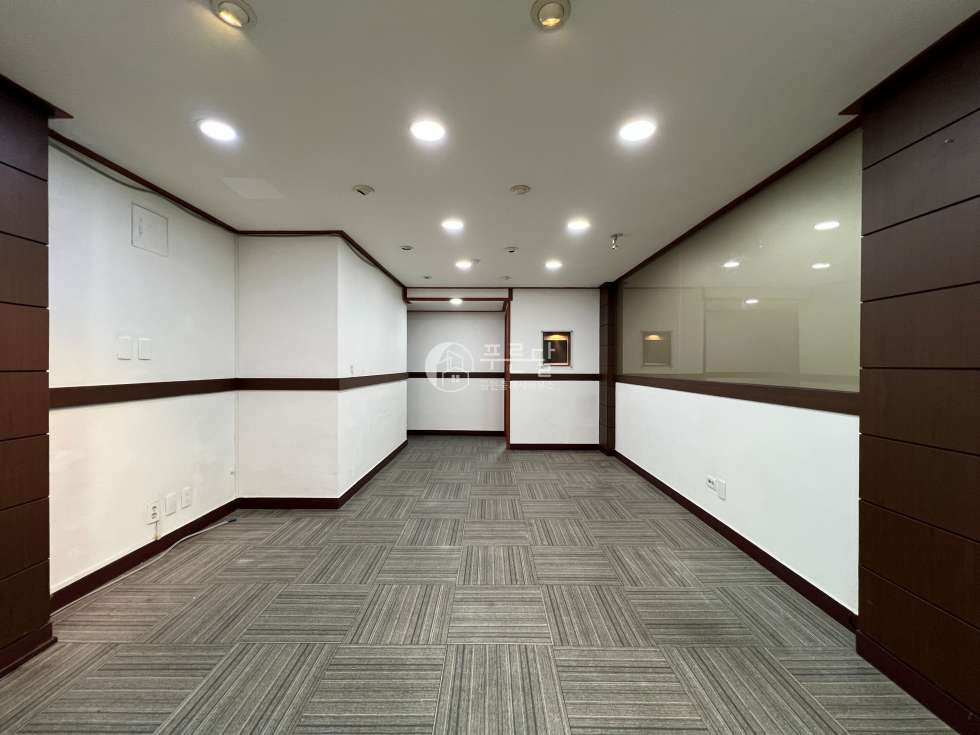 서울 강남구 대치동 선릉역 역세권 포스코사거리 인근 가성비 사무실 월세 매물번호 10122 사진 4