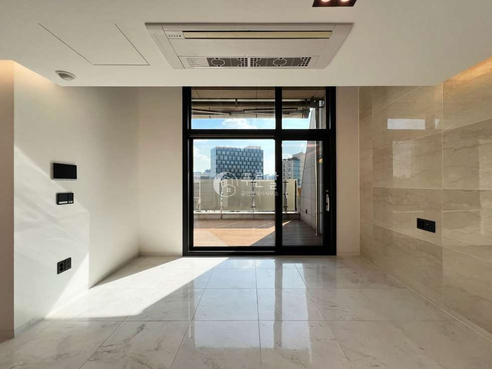서울 강남구 청담동 1동 청담에비뉴나인티 펜트세대 테라스2개 복층구조 전세 매물번호 12026 사진 7