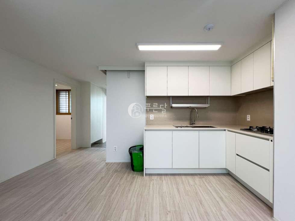 서울 강남구 청담동 127-31 101동 올리모델링 깔끔한 컨디션 보증금 조율 가능 월세 매물번호 12038 사진 7