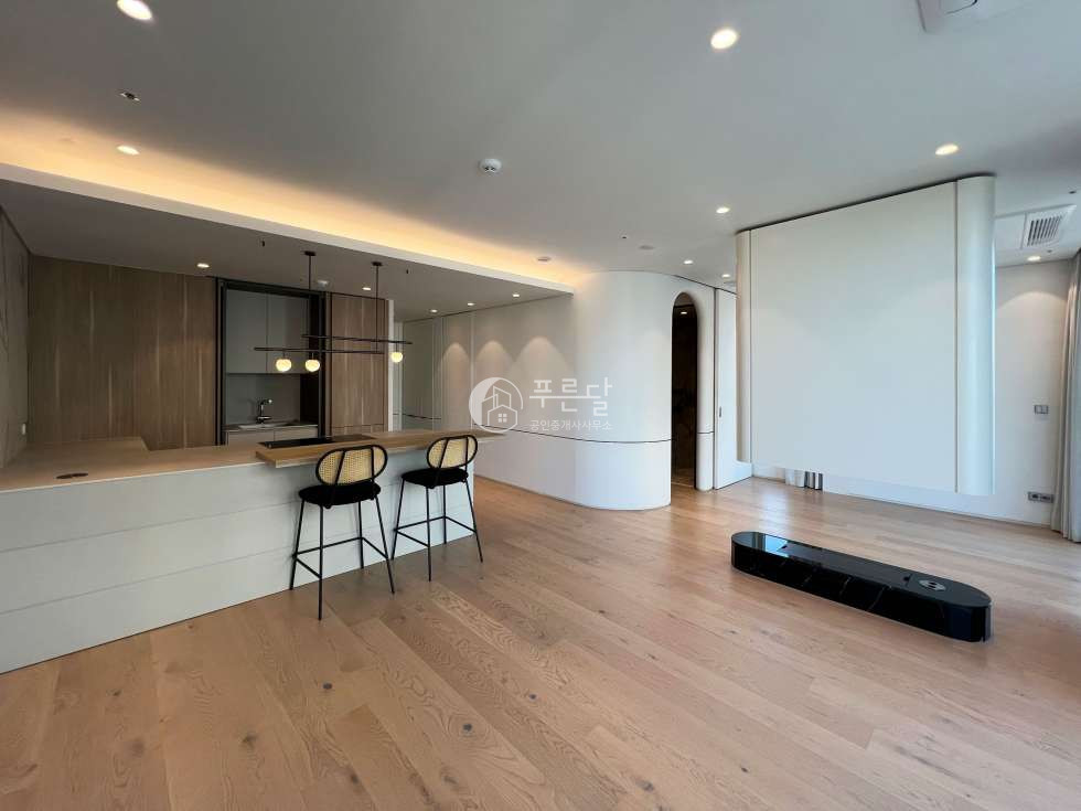 서울 강남구 논현동 242-52 강남구청역 도보1분 초역세권 하이엔드 아스티논현 월세 월세 매물번호 11394 사진 4